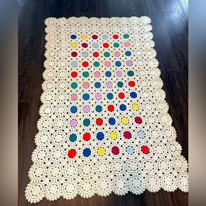 Gorgeous boho vintage granny square blanket 54 x 81“multi color white crochet
